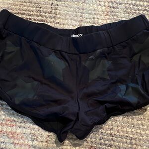 Ultracor Midnight Star Active Shorts EUC!
